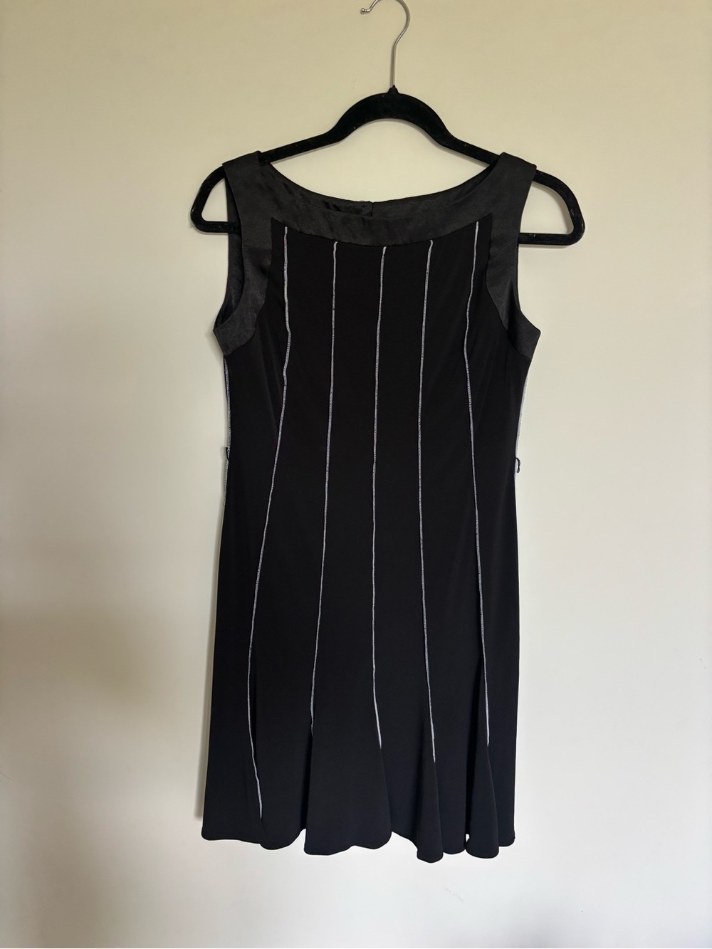 Sandra Darren black A lined dress